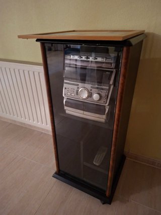 Mueble para cadena de música