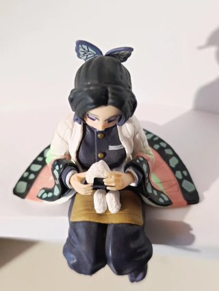 Figura Shinobu Kimetsu no Yaiba