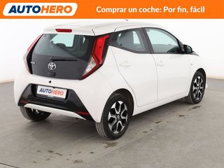 Toyota Aygo X Cross 1.0 Play