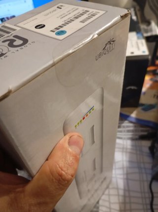 Ubiquiti NanoStation M5