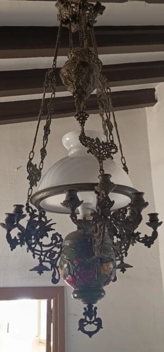 Lámpara de techo antigua cerámica y metal