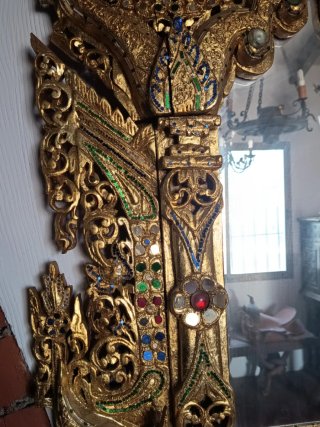 Espejo Tailandés Dorado Decorado