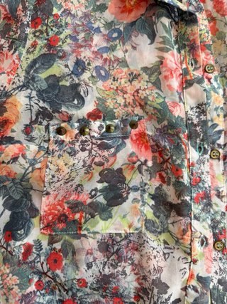 Camisa floral transparente M