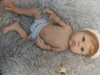 Reborn silicona grande