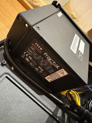 Fractal Design Node 202 + fuente SFX 450W original