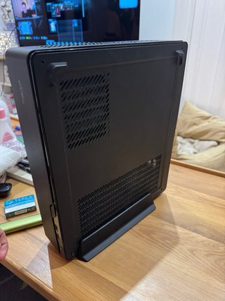 Fractal Design Node 202 + fuente SFX 450W original