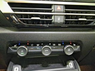 Citroen ëC4 X ëC4 X eléctrico 100kW 50KWh Shine
