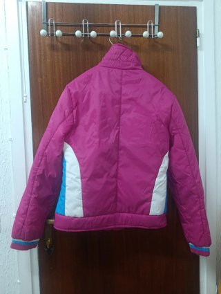 Chaqueta acolchada mujer rosa, azul y blanco