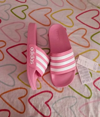 Chanclas Adidas rosas sin estrenar