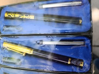 Set di penne stilografiche in astuccio blu