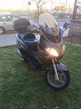URGE POR ESPACIO! Piaggio X9 Evolution 250cc 2004