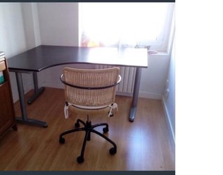 Mesa de escritorio angular