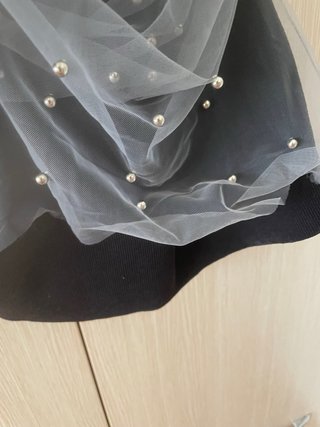 Vestido midi Zara strapless perlas