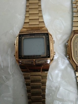 Reloj Casio Dorado Digital