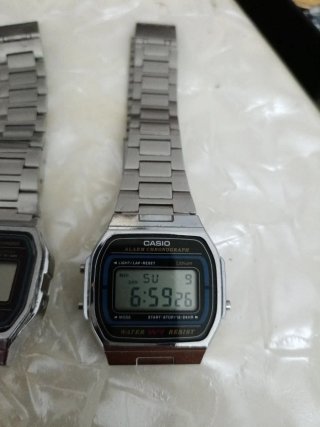 Reloj Casio Digital Plata y Negro