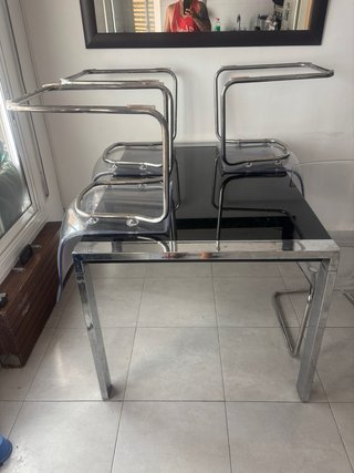 Mesa extensible cristal + 4 sillas
