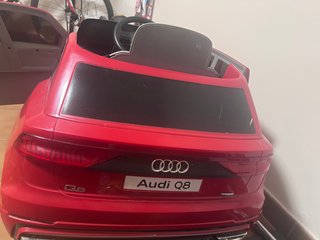 Coche eléctrico Audi Q8 para niñ@