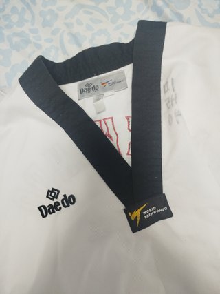 Conjunto Kimono Taekwondo Daedo