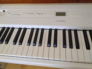 Piano yamaha P-525 Blanco