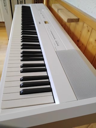 Piano yamaha P-525 Blanco