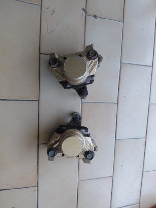 Yamaha Rd 350 pinze freno