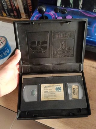 Película VHS VIDEO CLUB Hombres de Hierro