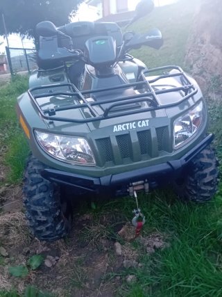 Quad Arctic Cat 700CC Verde