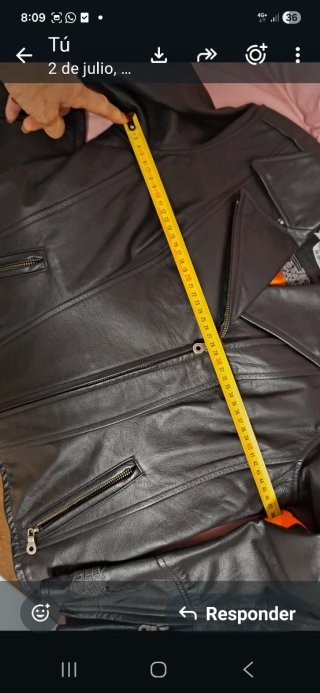 Chaqueta Harley-Davidson de piel, está nueva.