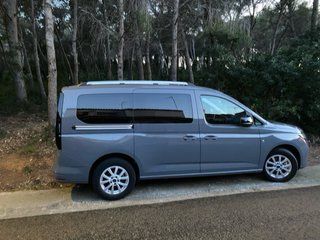 Ford Grand Tourneo Connec 2023