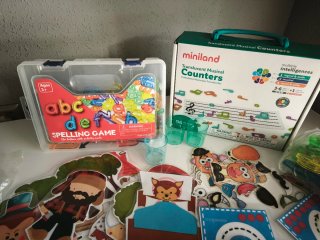 Materiales para mesa de luz