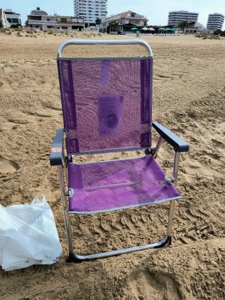 Silla de playa plegable morada NUEVA