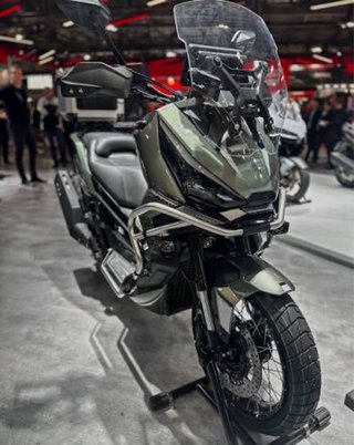 Zontes 368G Maxi Scooter - Últimas Unidades