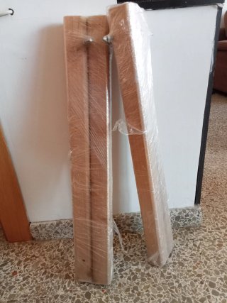 Mesa camilla de madera . 1,20 por 70. Santa Fe