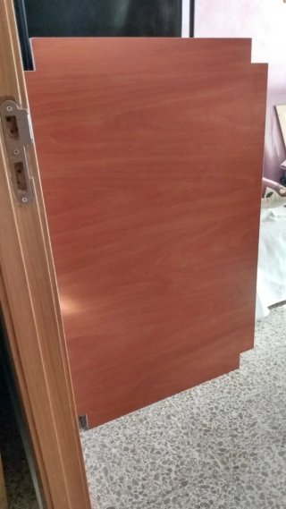 Mesa camilla de madera . 1,20 por 70. Santa Fe