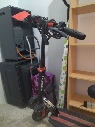 Patinete Eléctrico SUNNIGOO Batería Dañada