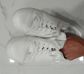 Sneakers 43