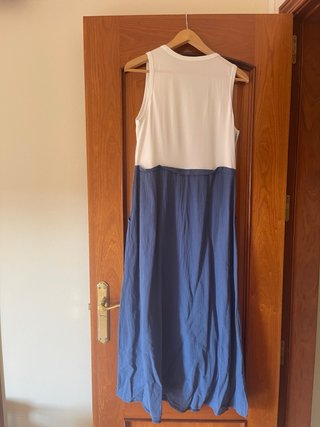 Vestido blanco y azul