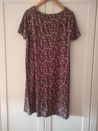 Vestido Pull&Bear estampado floral Talla XL