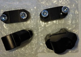 Elevadores Manillar Moto 7/8 (22mm) Negro