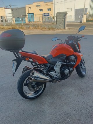 Kawasaki Z1000 Naranja Negra