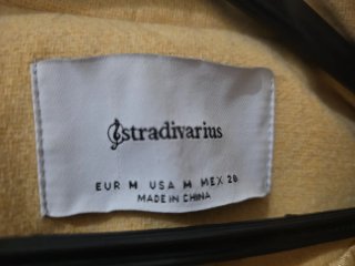 Abrigo Stradivarius Amarillo Talla M