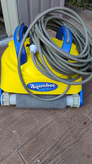 AquaPower Robot Limpiafondos Piscina