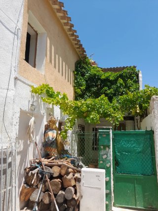 Casa en pueblo de dos plantas