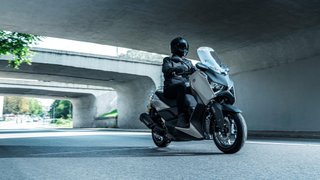 Yamaha XMAX 300 Tech Max