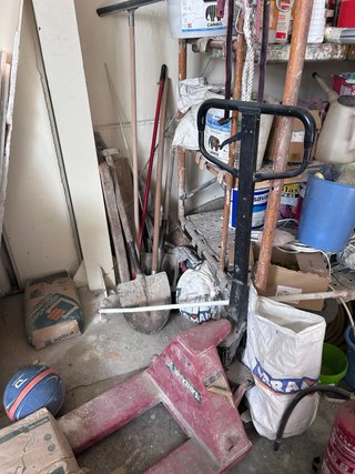 Lote material obra: andamios, escaleras