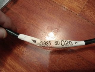 TERCERA LUZ FRENO LED PORTON LAND CRUISER J150