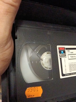 Todo el Mundo Gana VHS VIDEO CLUB