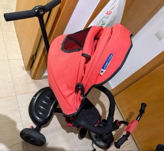 Triciclo infantil rojo