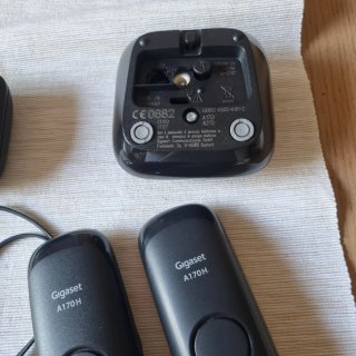 2 Telefoni Gigaset con base e alimentatore
