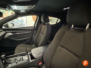Mazda 3 2.0 e-SKYACTIV-G EVOLUTION AT
